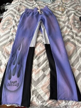 Lost Intricacy Purple & Black Men’s Sweatpants size L